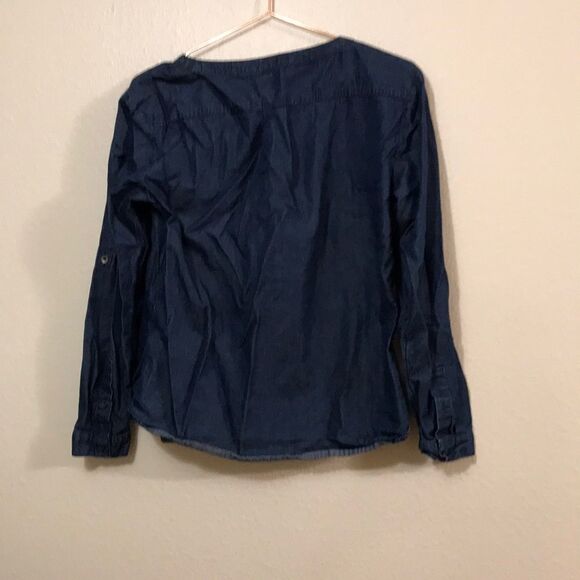 Levi’s chambray popover blouse - Picture 4 of 4